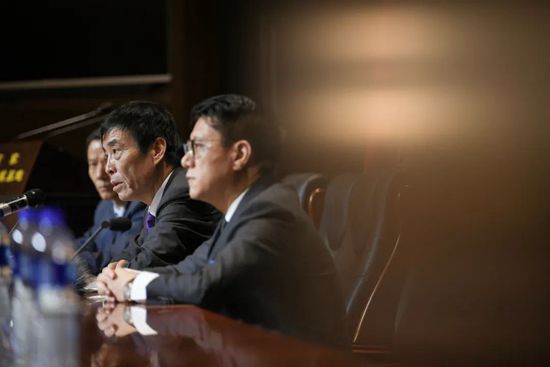 他说：“国米签下弗拉泰西是因为巴雷拉可能会在明年夏天离开国米，皇马已经准备为他报价8000万欧。